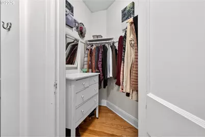 709 SW 16th Ave #302, Portland, OR 97205 - Photo 12