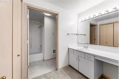 5301 Plomondon St #A6, Vancouver, WA 98661 - Photo 22
