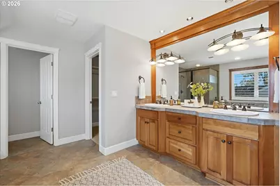 32120 SW Willamette Way E, Wilsonville, OR 97070 - Photo 36