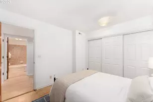 1320 SW Hall St, Portland, OR 97201 - Photo 18