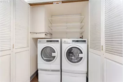 1320 SW Hall St #202, Portland, OR 97201 - Photo 22