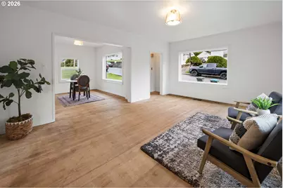 886 Florence Ave, Astoria, OR 97103 - Photo 4