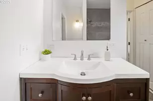 886 Florence Ave, Astoria, OR 97103 - Photo 22