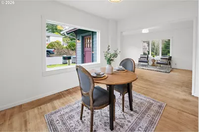 886 Florence Ave, Astoria, OR 97103 - Photo 8