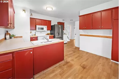 886 Florence Ave, Astoria, OR 97103 - Photo 10