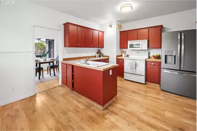 886 Florence Ave, Astoria, OR 97103 - Photo 10