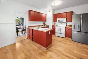 886 Florence Ave, Astoria, OR 97103 - Photo 10