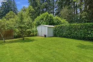 18833 SE River Rd, Milwaukie, OR 97267 - Photo 24