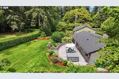 18833 SE River Rd, Milwaukie, OR 97267 - Photo 6