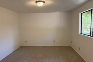 1434 Fetters Loop, Eugene, OR 97402 - Photo 16