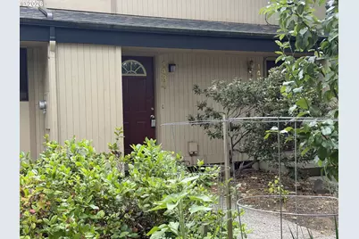 1434 Fetters Loop, Eugene, OR 97402 - Photo 4