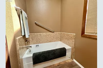 29843 Royce Ln, Hermiston, OR 97838 - Photo 22