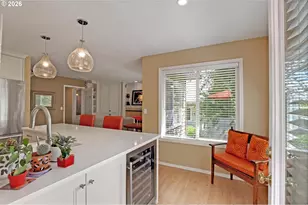7437 SW 32nd Ave, Portland, OR 97219 - Photo 6