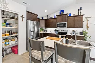 4 Gregory St, Milton-Freewater, OR 97862 - Photo 16