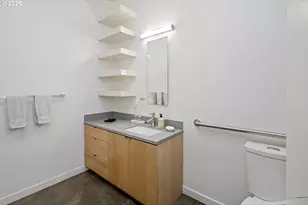 4262 SE Belmont St, Portland, OR 97215 - Photo 38