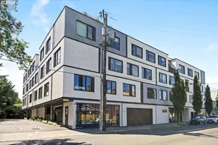 4262 SE Belmont St, Portland, OR 97215 - Photo 44