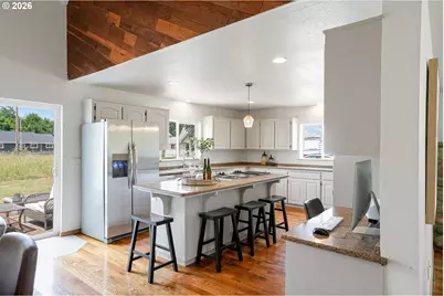 2395 88th Ave NE, Salem, OR 97305 - Photo 14