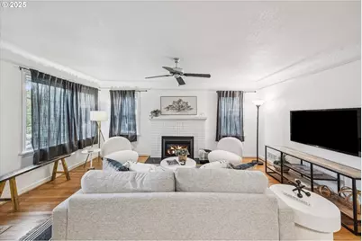 6443 NE 33rd Ave #A, Portland, OR 97211 - Photo 6