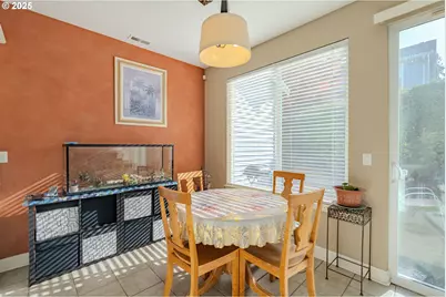 8709 NE 17th St, Vancouver, WA 98664 - Photo 18