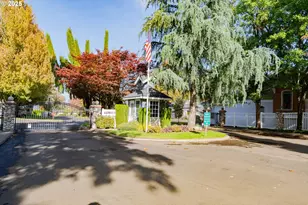 8709 NE 17th St, Vancouver, WA 98664 - Photo 34