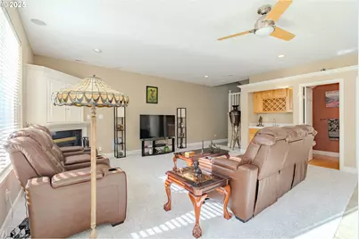 8709 NE 17th St, Vancouver, WA 98664 - Photo 8