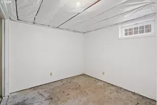 6820 N Delaware Ave, Portland, OR 97217 - Photo 34