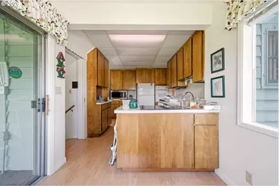 9017 NW 21st Ave, Vancouver, WA 98665 - Photo 16