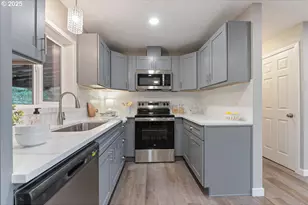 32900 SE Colorado Rd, Sandy, OR 97055 - Photo 12