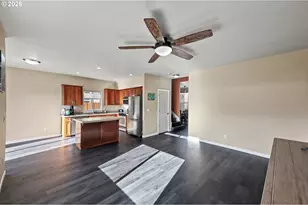 5452 Pranz Pl, Eugene, OR 97402 - Photo 10
