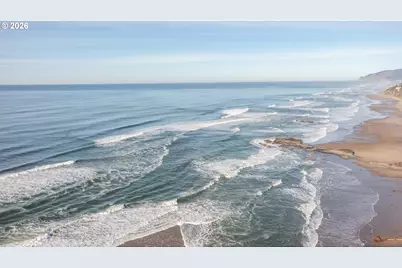 4641 SW Coast Ave, Lincoln City, OR 97367 - Photo 46