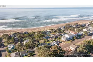 4641 SW Coast Ave, Lincoln City, OR 97367 - Photo 44