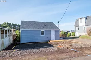 4641 SW Coast Ave, Lincoln City, OR 97367 - Photo 4