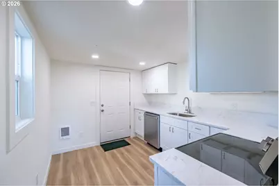 4641 SW Coast Ave, Lincoln City, OR 97367 - Photo 16