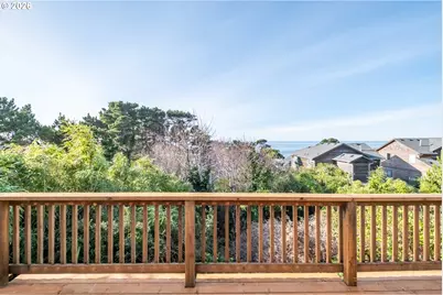 4641 SW Coast Ave, Lincoln City, OR 97367 - Photo 6