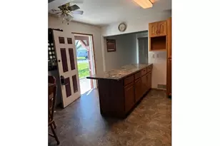 3041 SW Jay Ave, Pendleton, OR 97801 - Photo 4