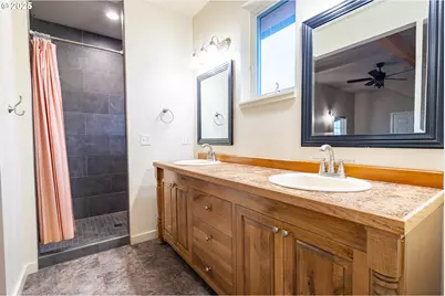 69717 Antles Ln, Cove, OR 97824 - Photo 18