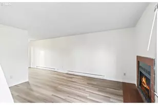 15 NE 127th Ave, Portland, OR 97230 - Photo 6