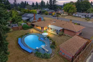 14556 SE Bush St, Portland, OR 97236 - Photo 4