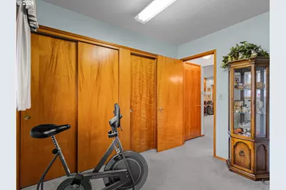 14556 SE Bush St, Portland, OR 97236 - Photo 26