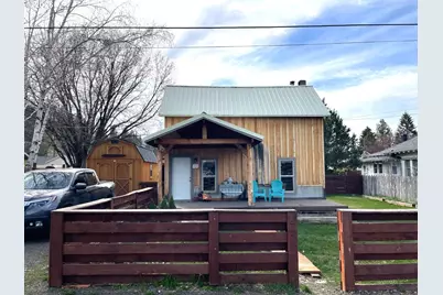 302 S Alder St, Wallowa, OR 97885 - Photo 2