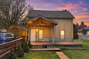 302 S Alder St, Wallowa, OR 97885 - Photo 1