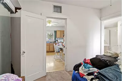 150 NE Broadway St, Myrtle Creek, OR 97457 - Photo 14