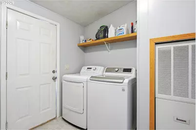 1283 NE 17th Ave, Hillsboro, OR 97124 - Photo 24