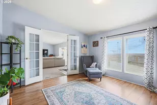 1283 NE 17th Ave, Hillsboro, OR 97124 - Photo 18