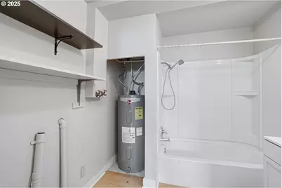 635 SE Walnut St, Hillsboro, OR 97123 - Photo 16