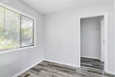 635 SE Walnut St, Hillsboro, OR 97123 - Photo 34