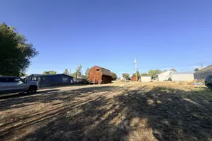 204 C Ave, Seneca, OR 97873 - Photo 6