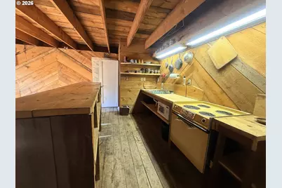 204 C Ave, Seneca, OR 97873 - Photo 12