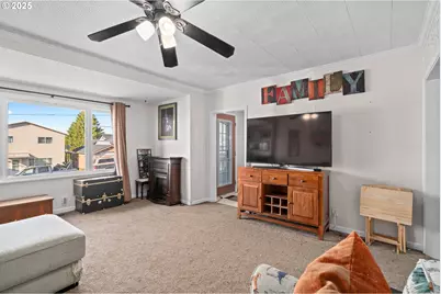 410 E D St, Rainier, OR 97048 - Photo 6