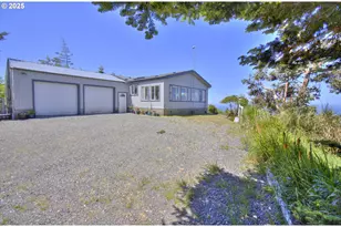 94760 Adams Rd, Gold Beach, OR 97444 - Photo 14